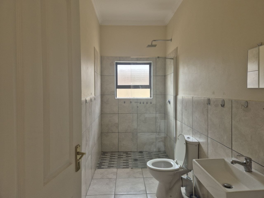 To Let 2 Bedroom Property for Rent in Sonstraal Heights Western Cape